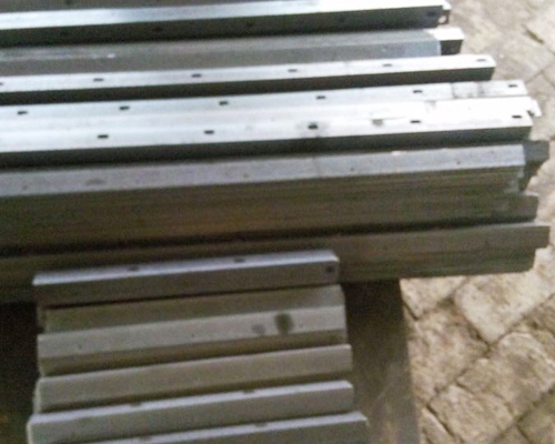 數(shù)控角鋼法蘭生產(chǎn)線(沖床式)